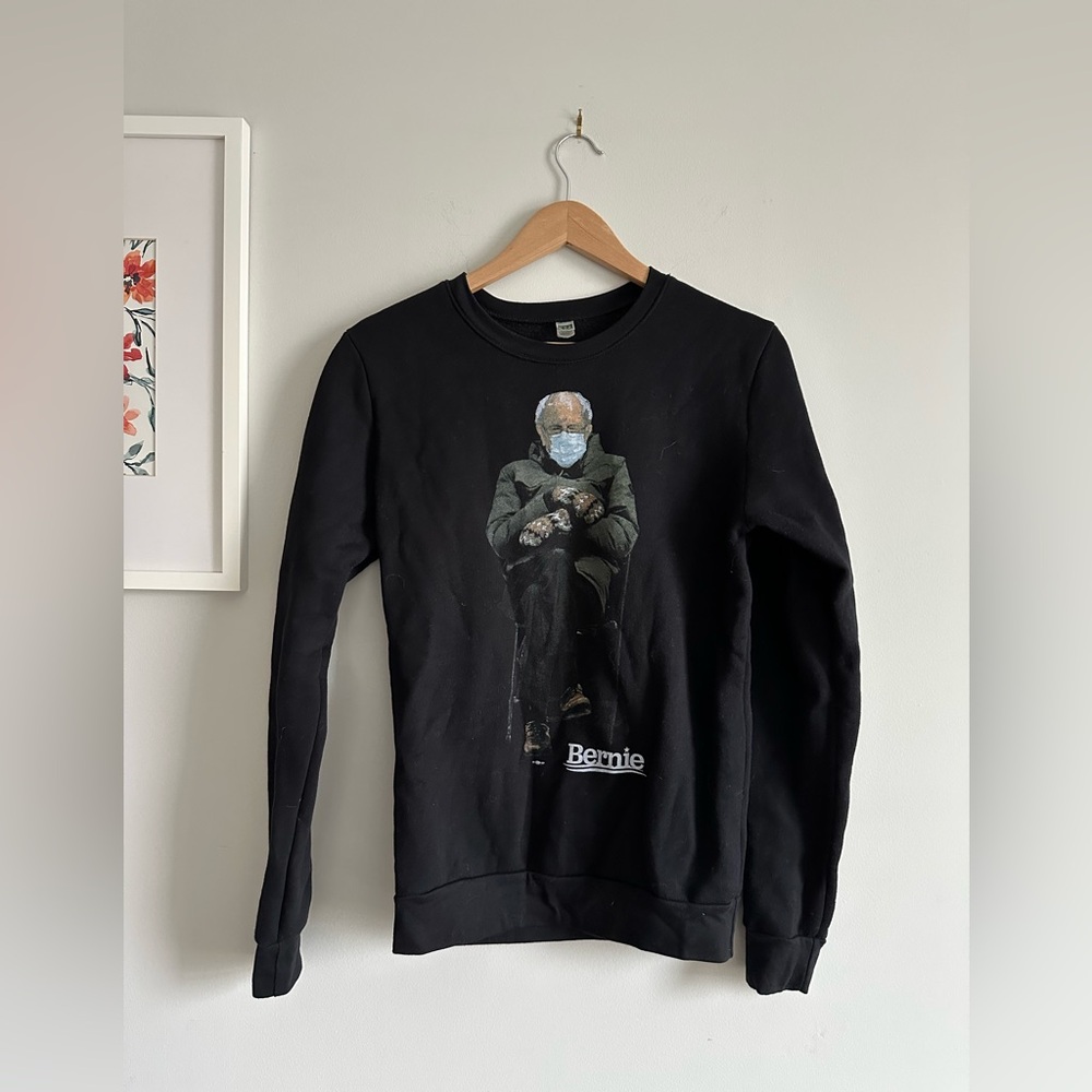 Bernie Sanders Mittens 2021 Inauguration Sweatshirt Iconic